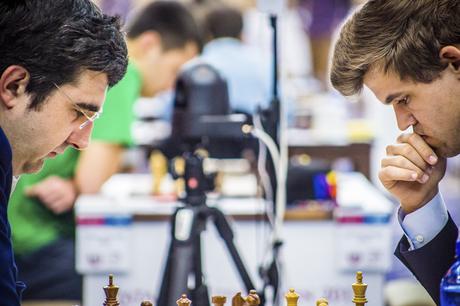 Le duel des champions du monde entre Magnus Carlsen et Vladimir Kramnik - Photo © Katerina Savina