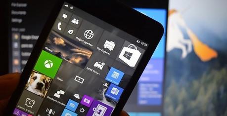 Microsoft laisse planer l’existence du Surface Phone