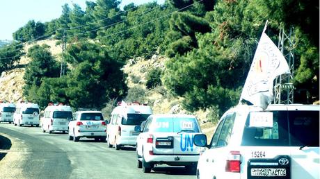 28 décembre 2015 - Le convoi en route pour la frontière libanaise. Photo : A. Alkhatib - CICR.