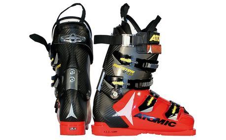 Top-10-ski-boots-for-2015-on-the-market-Atomic-Redster-Pro-110-697x432