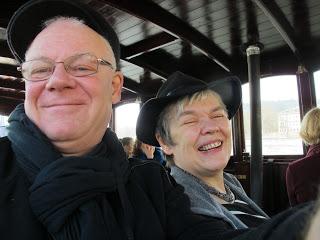 Notre voyage à Prague/  Wiplash /Bonne année à vous toutes et tous/Videos à toi de Lise Bellynck et frédéric aspisiet Michel Fau !!! et le Best Off du Studio Bagel