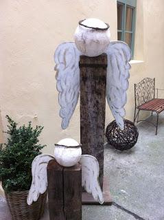 Notre voyage à Prague/  Wiplash /Bonne année à vous toutes et tous/Videos à toi de Lise Bellynck et frédéric aspisiet Michel Fau !!! et le Best Off du Studio Bagel