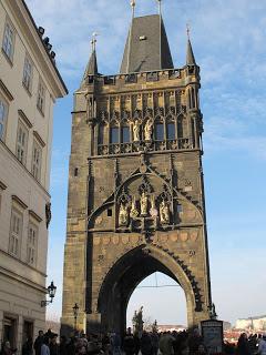 Notre voyage à Prague/  Wiplash /Bonne année à vous toutes et tous/Videos à toi de Lise Bellynck et frédéric aspisiet Michel Fau !!! et le Best Off du Studio Bagel