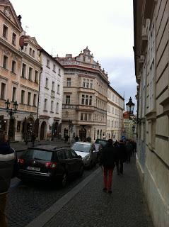 Notre voyage à Prague/  Wiplash /Bonne année à vous toutes et tous/Videos à toi de Lise Bellynck et frédéric aspisiet Michel Fau !!! et le Best Off du Studio Bagel