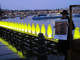 Notre voyage à Prague/  Wiplash /Bonne année à vous toutes et tous/Videos à toi de Lise Bellynck et frédéric aspisiet Michel Fau !!! et le Best Off du Studio Bagel