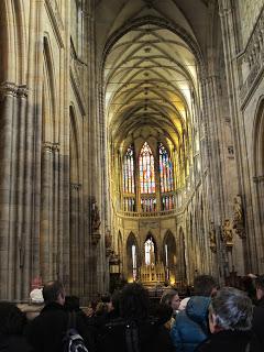 Notre voyage à Prague/  Wiplash /Bonne année à vous toutes et tous/Videos à toi de Lise Bellynck et frédéric aspisiet Michel Fau !!! et le Best Off du Studio Bagel