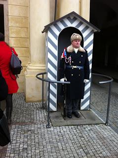 Notre voyage à Prague/  Wiplash /Bonne année à vous toutes et tous/Videos à toi de Lise Bellynck et frédéric aspisiet Michel Fau !!! et le Best Off du Studio Bagel