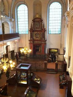 Notre voyage à Prague/  Wiplash /Bonne année à vous toutes et tous/Videos à toi de Lise Bellynck et frédéric aspisiet Michel Fau !!! et le Best Off du Studio Bagel