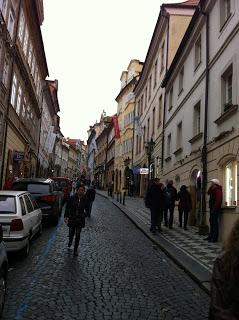 Notre voyage à Prague/  Wiplash /Bonne année à vous toutes et tous/Videos à toi de Lise Bellynck et frédéric aspisiet Michel Fau !!! et le Best Off du Studio Bagel