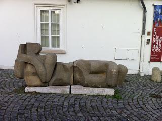 Notre voyage à Prague/  Wiplash /Bonne année à vous toutes et tous/Videos à toi de Lise Bellynck et frédéric aspisiet Michel Fau !!! et le Best Off du Studio Bagel