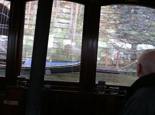 Notre voyage à Prague/  Wiplash /Bonne année à vous toutes et tous/Videos à toi de Lise Bellynck et frédéric aspisiet Michel Fau !!! et le Best Off du Studio Bagel