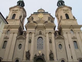 Notre voyage à Prague/  Wiplash /Bonne année à vous toutes et tous/Videos à toi de Lise Bellynck et frédéric aspisiet Michel Fau !!! et le Best Off du Studio Bagel