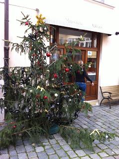 Notre voyage à Prague/  Wiplash /Bonne année à vous toutes et tous/Videos à toi de Lise Bellynck et frédéric aspisiet Michel Fau !!! et le Best Off du Studio Bagel