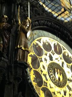 Notre voyage à Prague/  Wiplash /Bonne année à vous toutes et tous/Videos à toi de Lise Bellynck et frédéric aspisiet Michel Fau !!! et le Best Off du Studio Bagel