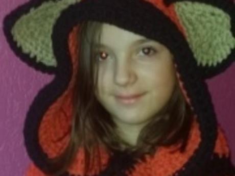 Une autre capuche couleur rouille style renard