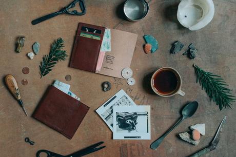 Set design pour Wild Human Life, marque de maroquinerie proposant des objets en cuir fait à la main en France