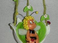 Suspension avec p'tite abeille