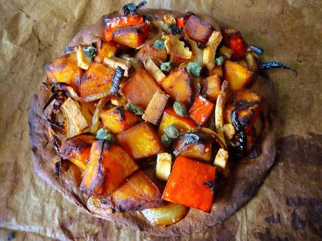 Pizza au potimarron et tofu fumé