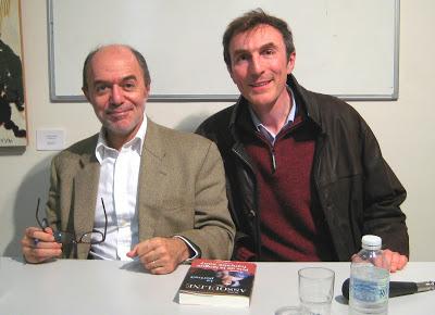 Pierre Assouline et Philippe Dornbusch lors de la sortie du Portrait - Photo © Chess & Strategy 