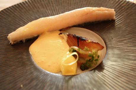 Saint-Pierre de petit bateau, vin jaune, oignon de Roscoff  © P.Faus