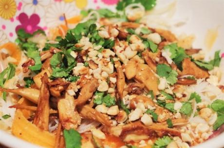 Bo Bun à la volaille - Cuisine du Vietnam ©Recettes d'ici et d'ailleurs