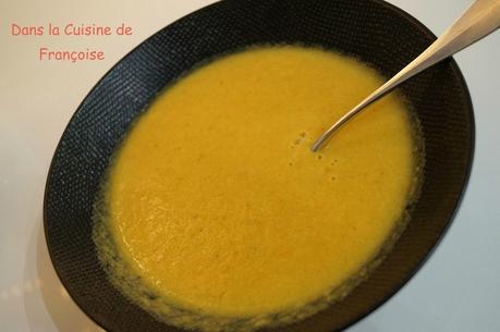 Soupe Détox : Carottes, Gingembre et Tofu Velouté Carottes Gingembre Tofu