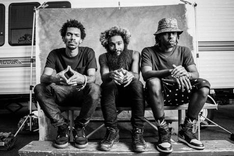 Flatbush Zombies – Glorious Thugs dd3f9a0873d6554e19216a1e037cd60e.1000x666x1