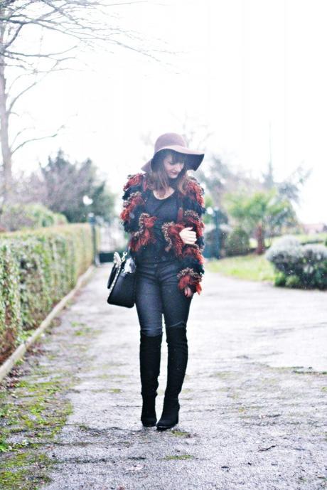 look-70-gilet-franges-capeline-cuissardes-selma-michael-kors-blog-mode-toulouse