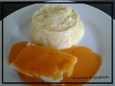 Cabillaud avec sa purée de poireaux et mozza et sa sauce au poivron au thermomix ou sans