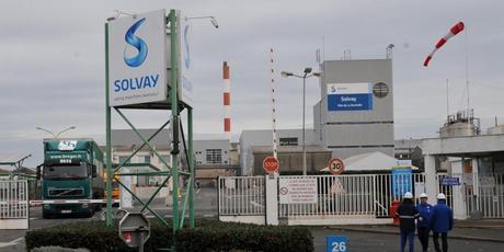 Le groupe Solvay annonce l'arrêt de son activité de recyclage des terres rares, lancée en 2011.