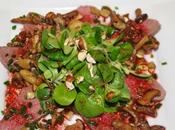 Emince biche salade mâche girolles marrons