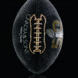 50 designers ont crée des ballons de football spéciaux pour le Super Bowl