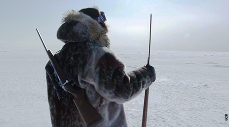 [DVD] Inuits, les âmes blessées : les savoir-faire au secours d’une jeunesse en perdition