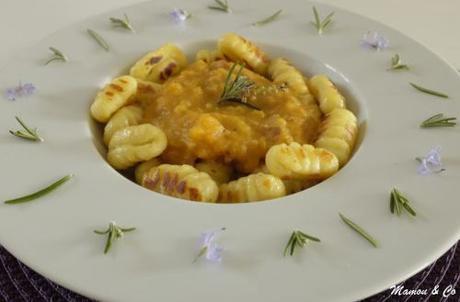 Gnocchis poêlés à la courge butternut et au jambon fumé