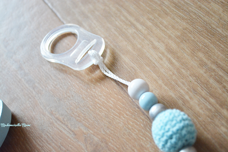 mon attache tétine gris blanc bleu 2