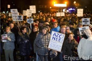 Violente manifestation aux Pays-Bas contre l’accueil des migrants