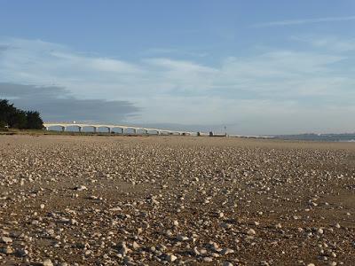 L'îe de Ré en hiver : le pont et la plage