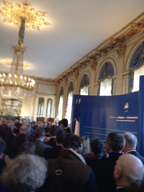 Delanopolis renifle la Fleur Pellerin !