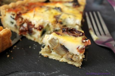 QUICHE AUX AUBERGINES ET AUX TOMATES SÉCHÉES