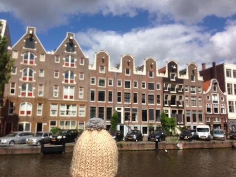 globe-t-bonnet-voyageur-travelling-winter-hat-amsterdam-canaux-canals4