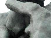 Baiser, sculpture plus romantique Paris