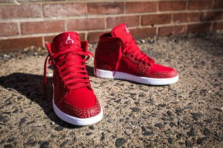 Air Jordan 1 Retro High Red Elephant Air Jordan 1 Retro High Red Elephant