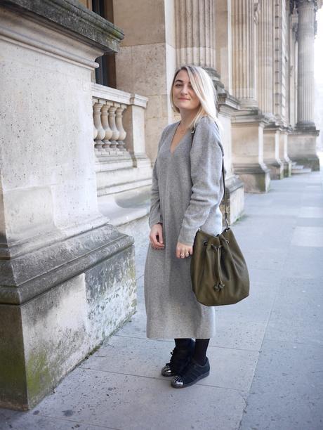 La Robe Grise La Robe Grise