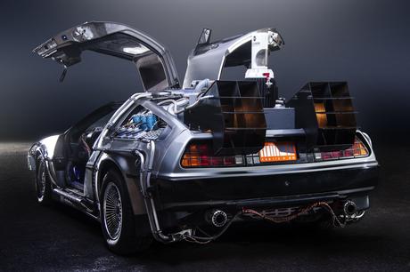 En 2017 : la DeLorean de « Retour vers le Futur » sera commercialisée !