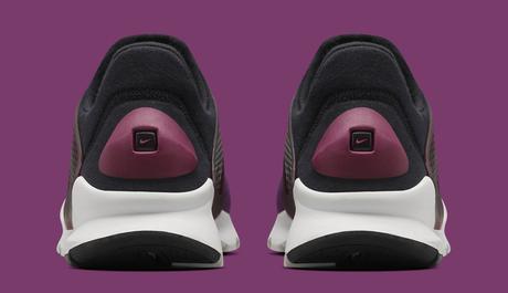 Nike Sock Dart Tech Fleece