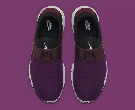 Nike Sock Dart Tech Fleece