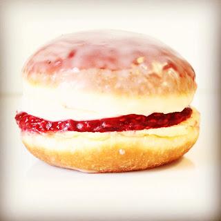 beignet confiture framboise creme patissiere