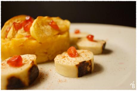 Boudin blanc aux pommes sautées, écrasée de pommes terre et grenade