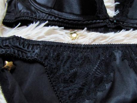 slip-susie-playboy-lingerie