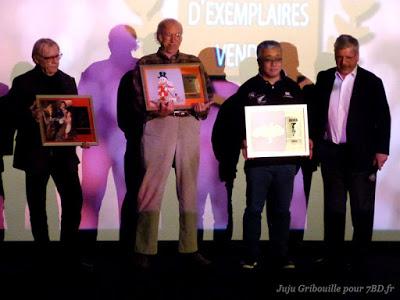 Remise de prix spéciaux pour Don Rosa, Milo Manara et Katsuhiro Otomo (zoom)